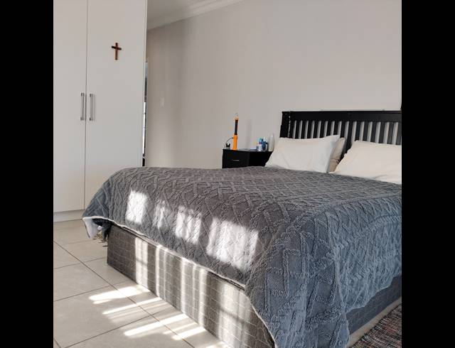 4 BEDROOM FREESTANDING FOR SALE IN DOLPHIN CREEK GOLF ESTATE
